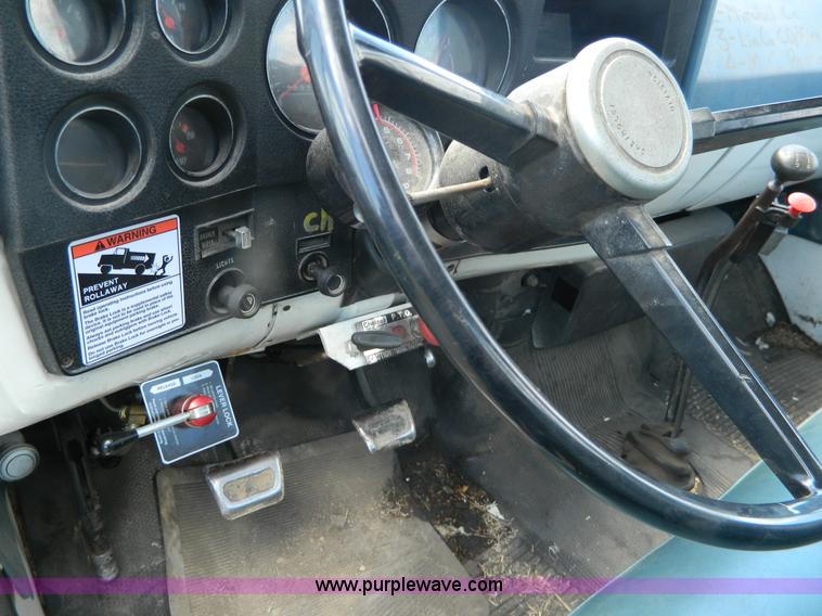 image for item Y9267 1975 Chevrolet C65