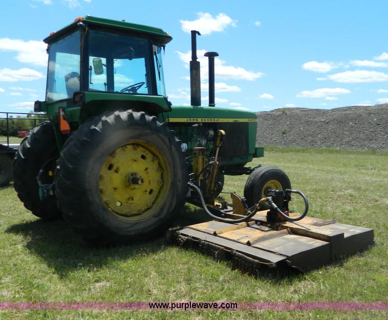 image for item Y9268 1976 John Deere 4430 tractor