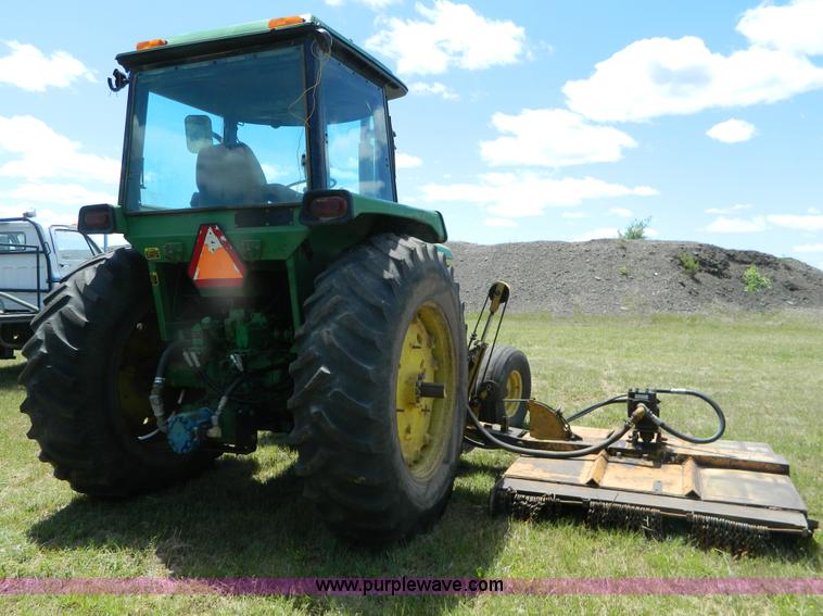 image for item Y9268 1976 John Deere 4430 tractor