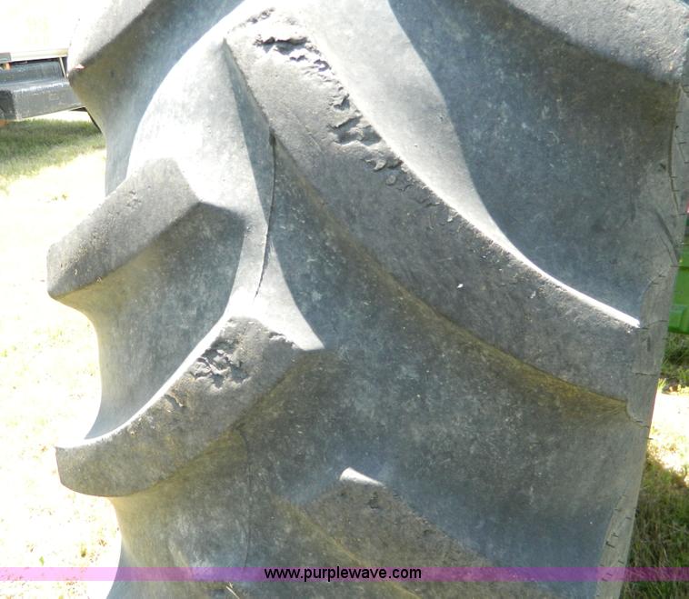 image for item Y9268 1976 John Deere 4430 tractor