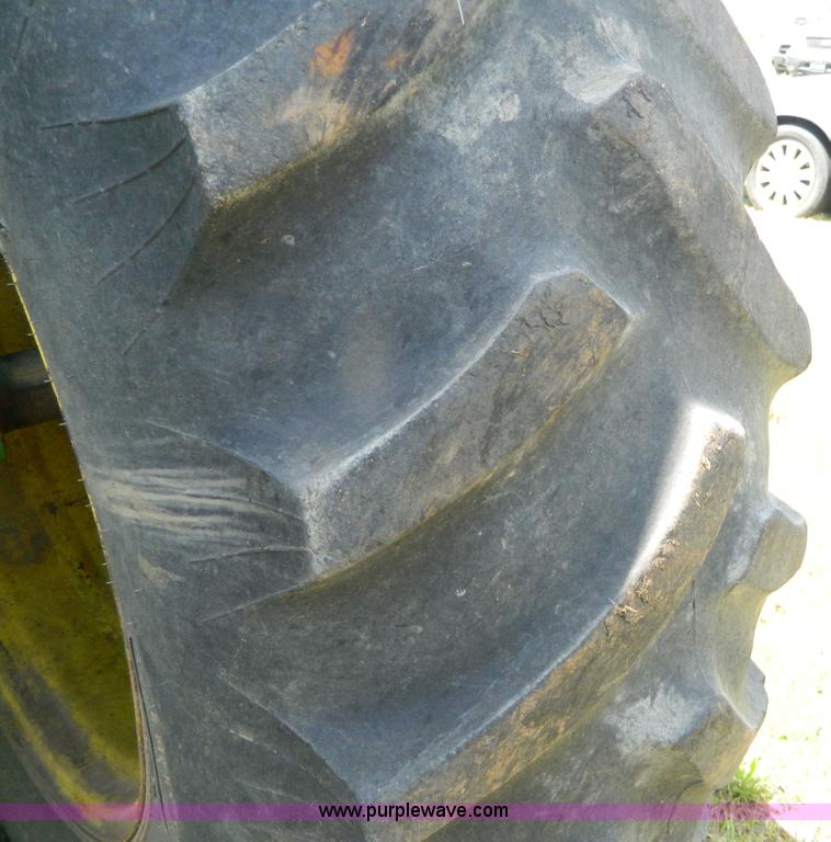 image for item Y9268 1976 John Deere 4430 tractor