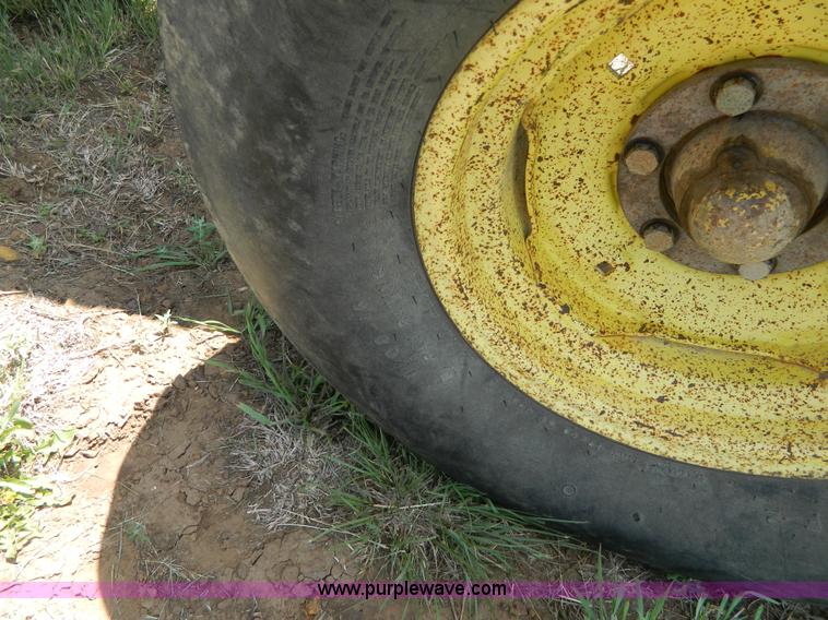 image for item Y9268 1976 John Deere 4430 tractor