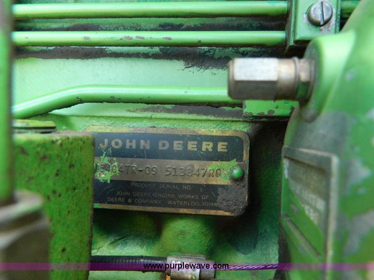 image for item Y9268 1976 John Deere 4430 tractor