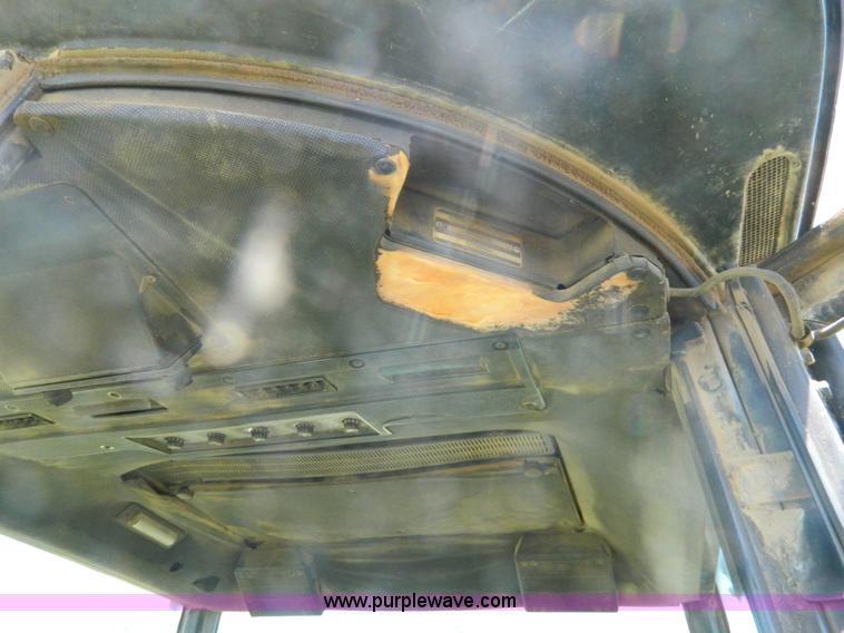 image for item Y9268 1976 John Deere 4430 tractor