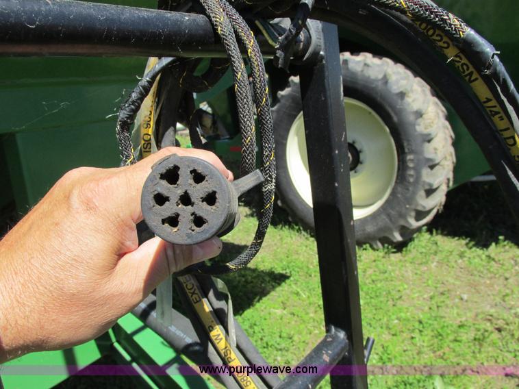 image for item A8543 1997 Unverferth 7000 grain cart