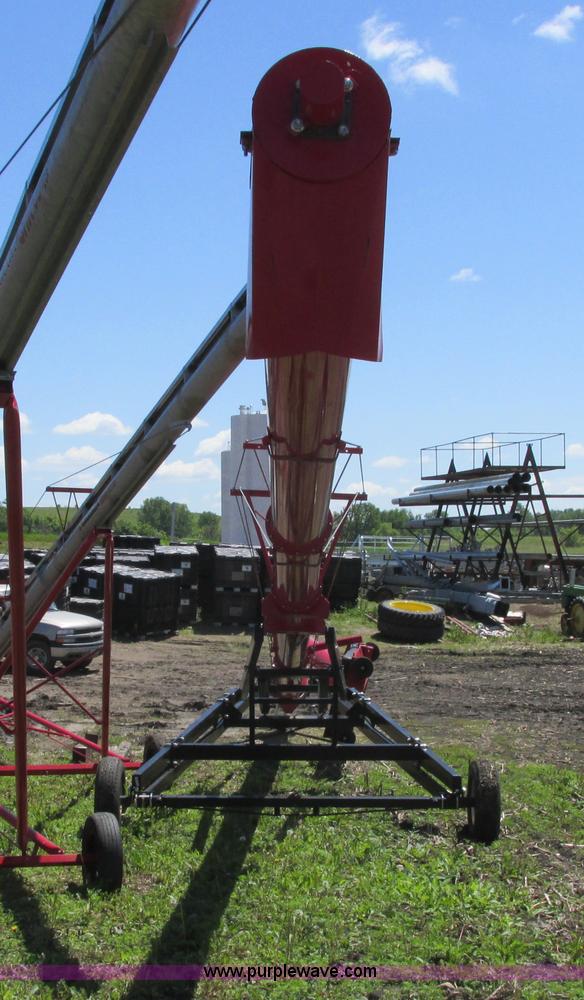 image for item A8548 2010 Wheatheart SA1371 grain auger