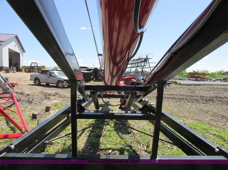 image for item A8548 2010 Wheatheart SA1371 grain auger