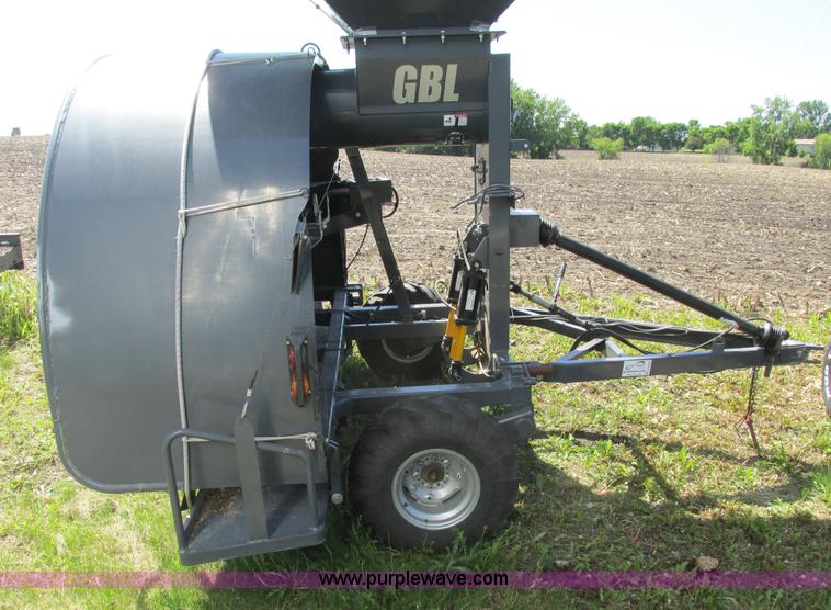 image for item A8554 2010 Loftness GBL grain bag loader