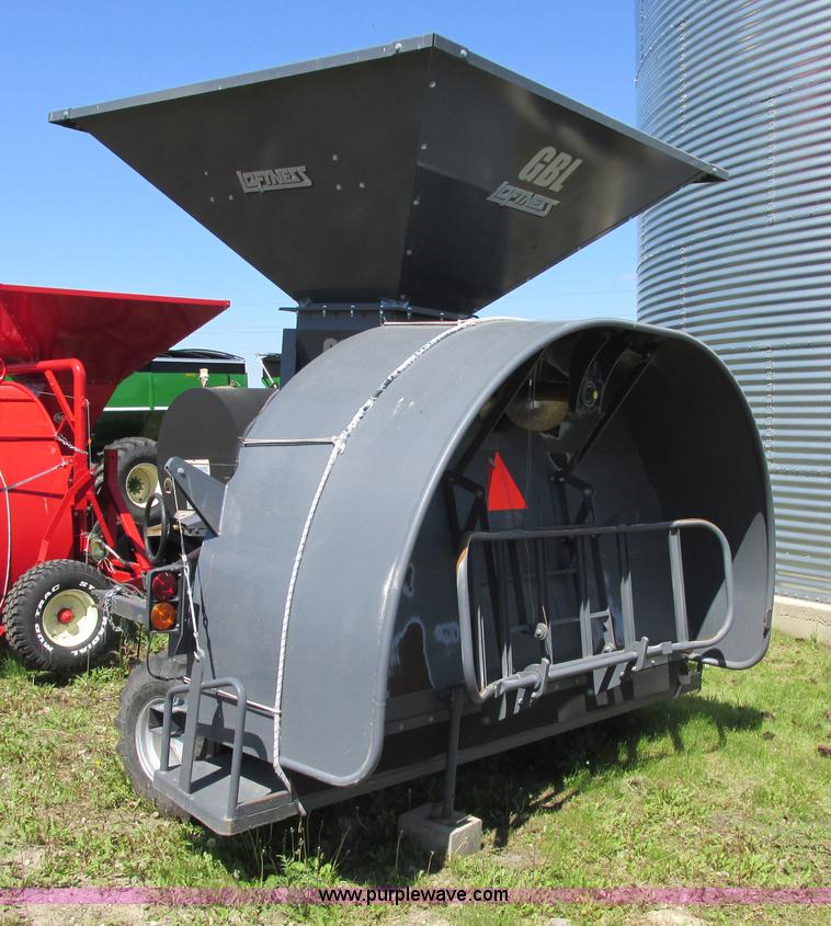image for item A8554 2010 Loftness GBL grain bag loader