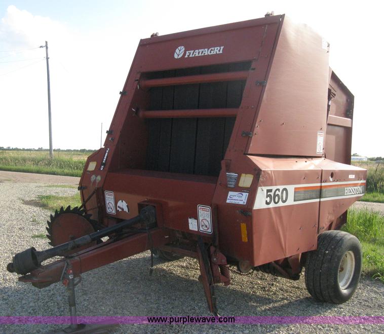 image for item D8399 1989 Hesston 560 round baler