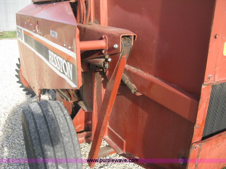 image for item D8399 1989 Hesston 560 round baler