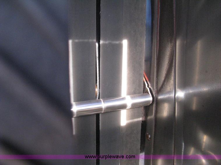 image for item D8399 1989 Hesston 560 round baler