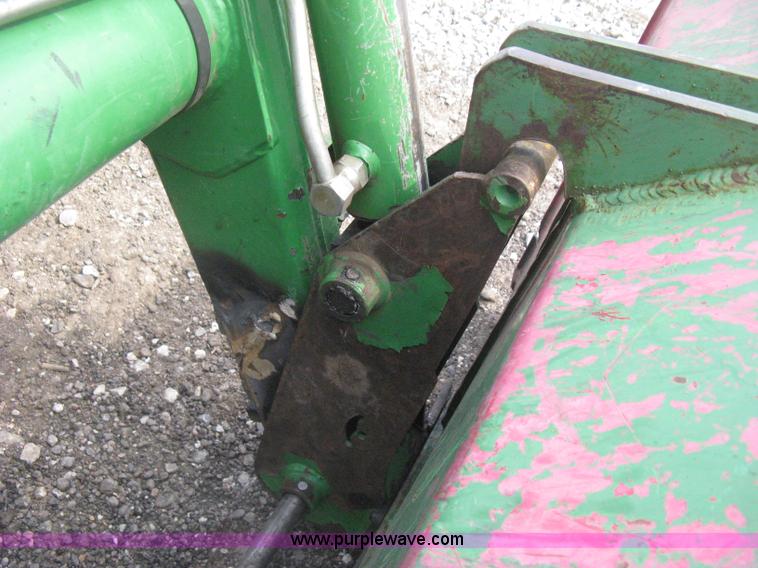 image for item D8400 1998 John Deere 5510 tractor