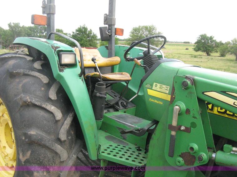 image for item D8400 1998 John Deere 5510 tractor