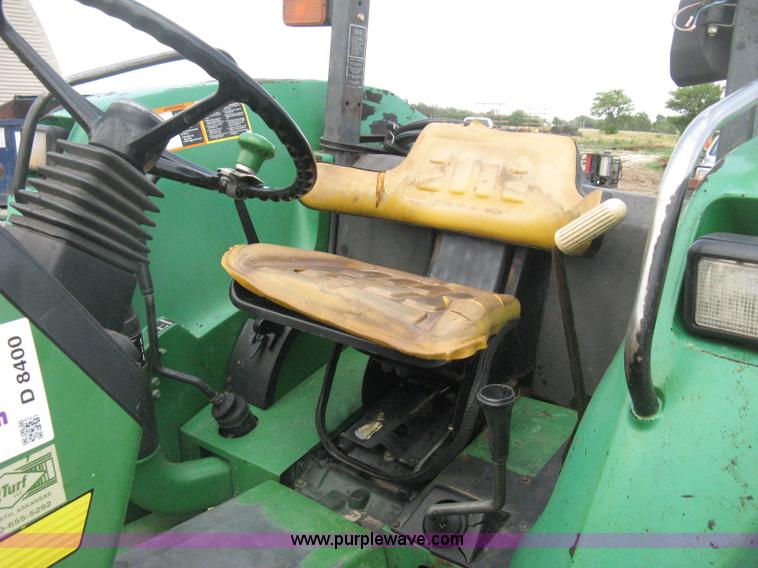 image for item D8400 1998 John Deere 5510 tractor