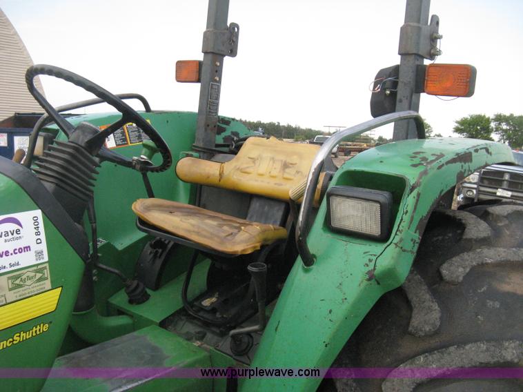 image for item D8400 1998 John Deere 5510 tractor