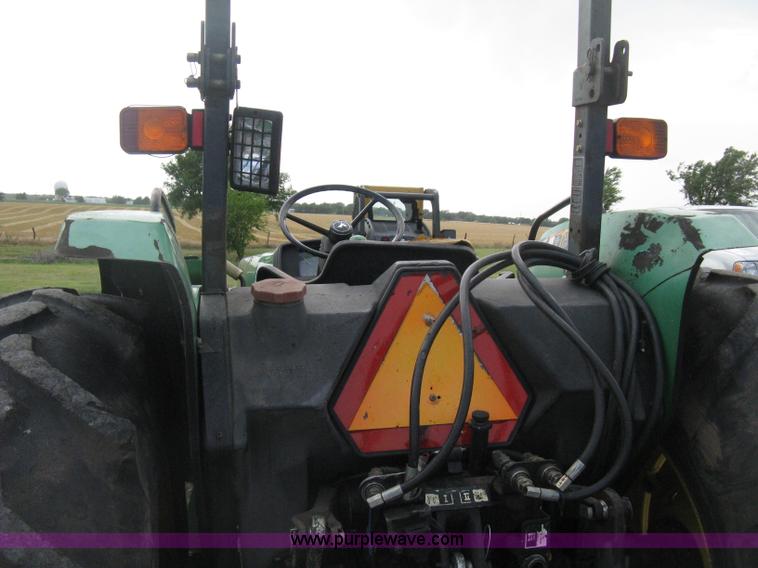 image for item D8400 1998 John Deere 5510 tractor