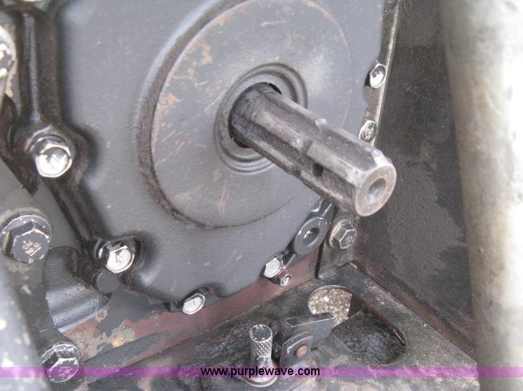 image for item D8400 1998 John Deere 5510 tractor