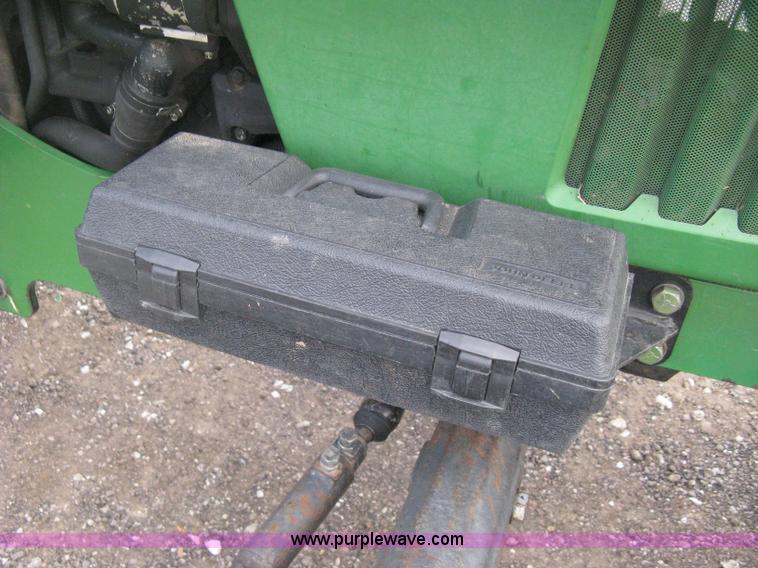 image for item D8400 1998 John Deere 5510 tractor