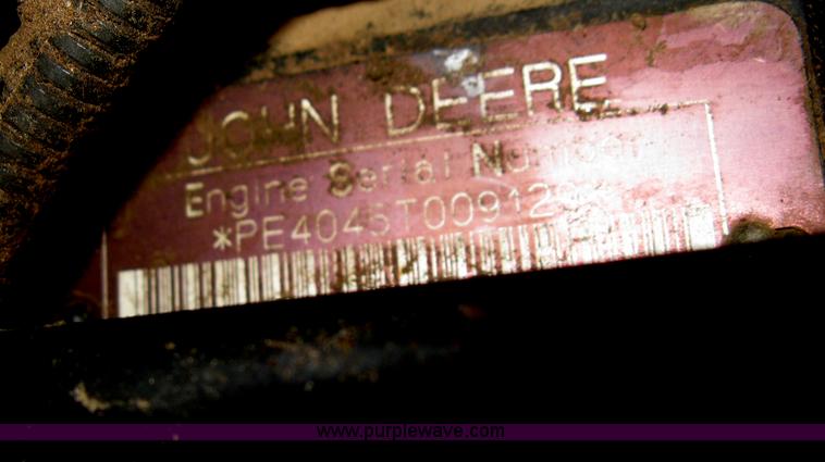 image for item D8400 1998 John Deere 5510 tractor