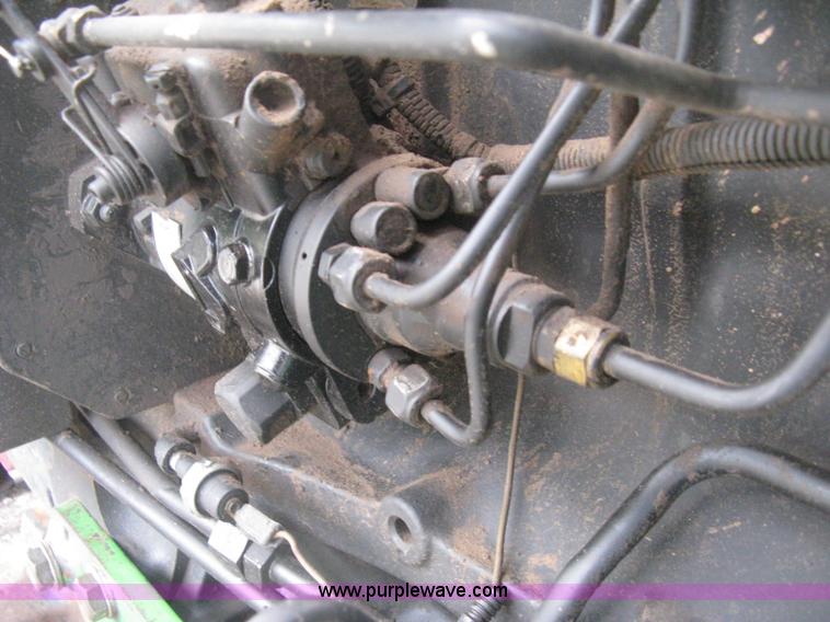 image for item D8400 1998 John Deere 5510 tractor