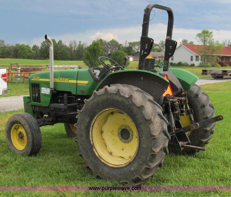 image for item E3993 2003 John Deere 5320 tractor