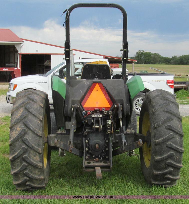 image for item E3993 2003 John Deere 5320 tractor