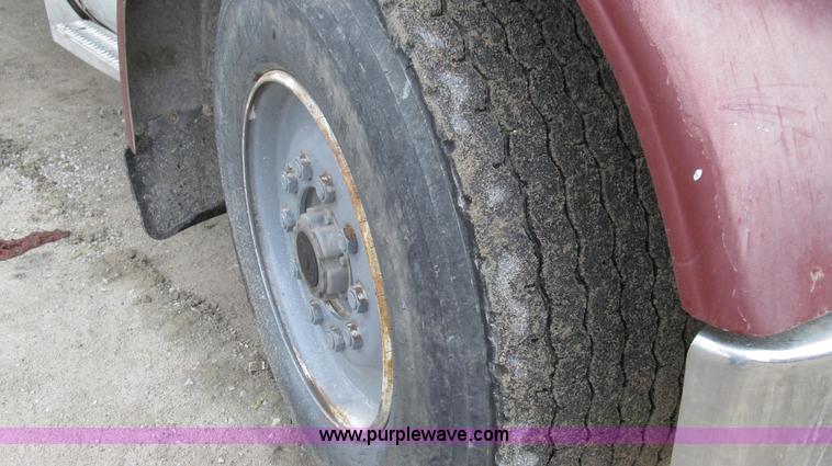 image for item E3997 1987 Peterbilt 357 flatbed truck