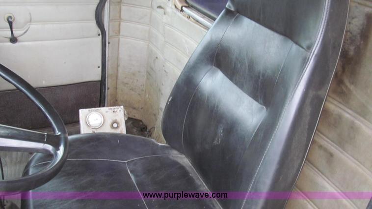 image for item E3997 1987 Peterbilt 357 flatbed truck