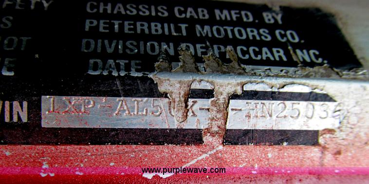 image for item E3997 1987 Peterbilt 357 flatbed truck