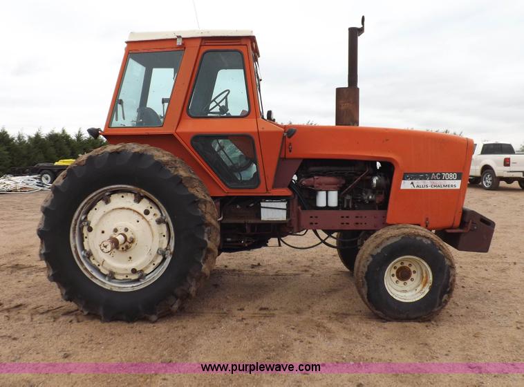 image for item F8727 1976 Allis Chalmers 7080 tractor