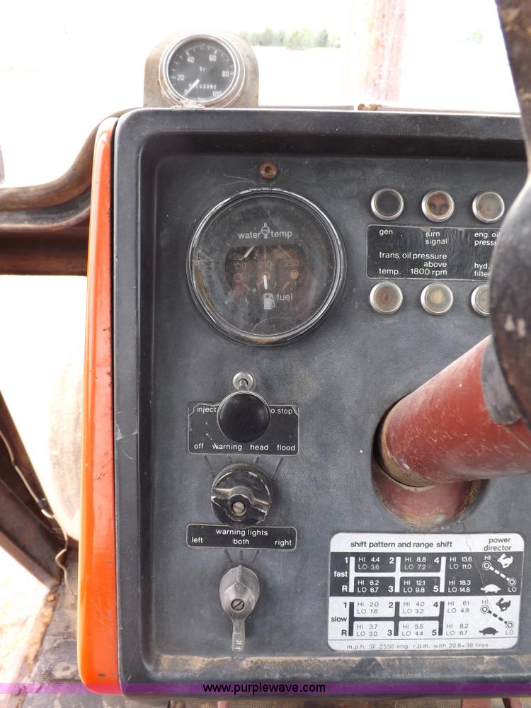 image for item F8727 1976 Allis Chalmers 7080 tractor