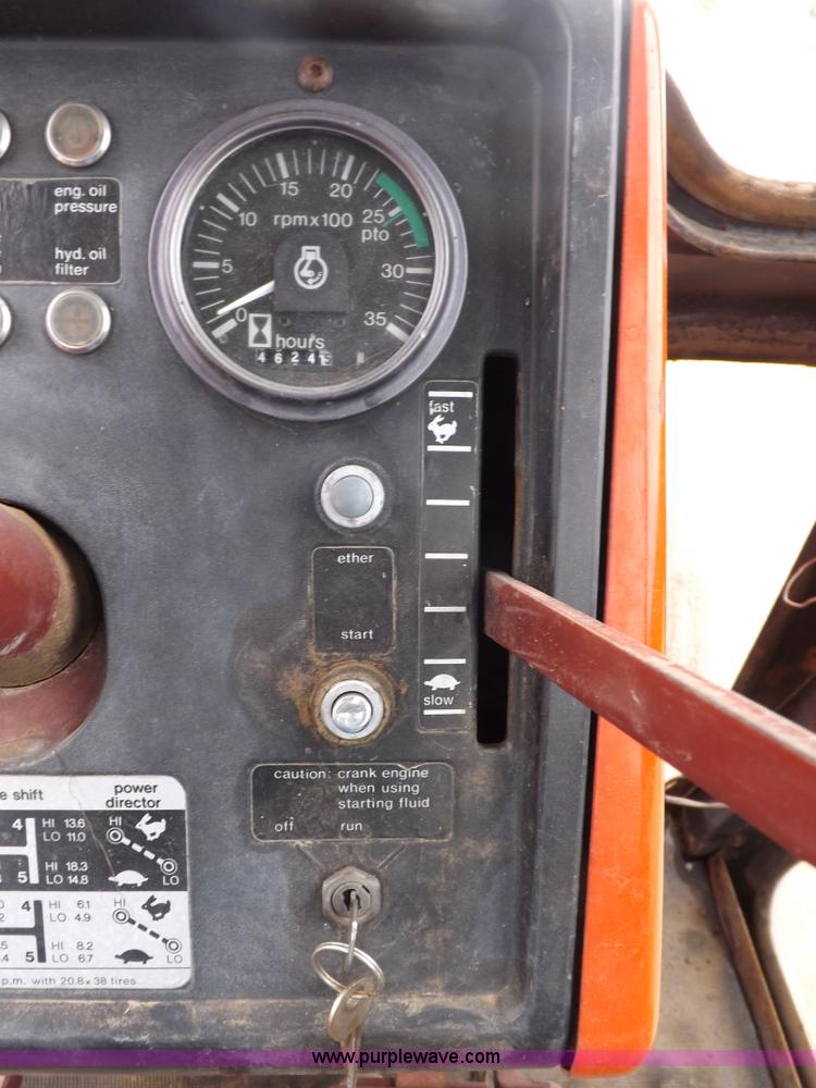 image for item F8727 1976 Allis Chalmers 7080 tractor