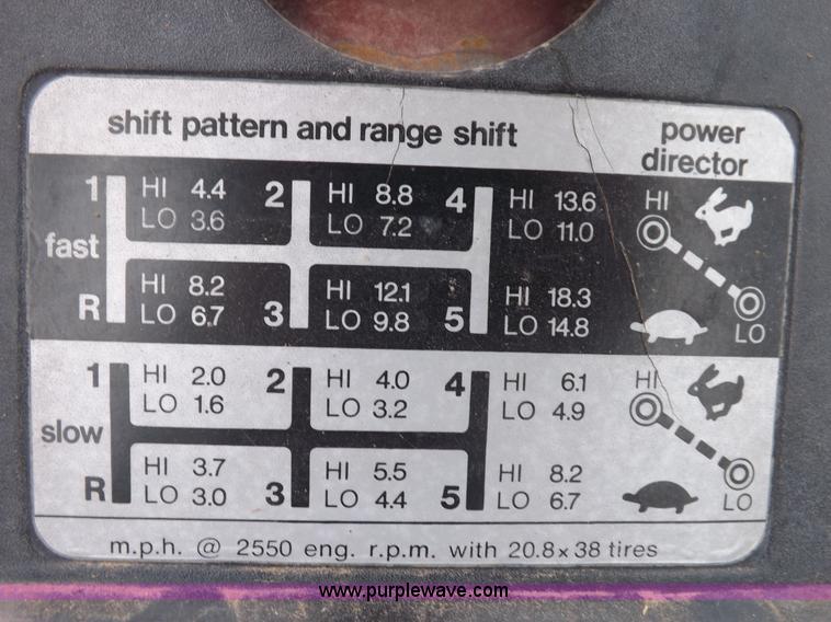 image for item F8727 1976 Allis Chalmers 7080 tractor