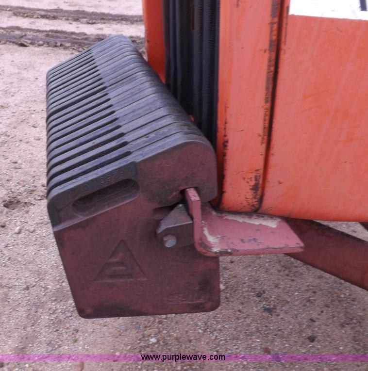 image for item F8727 1976 Allis Chalmers 7080 tractor