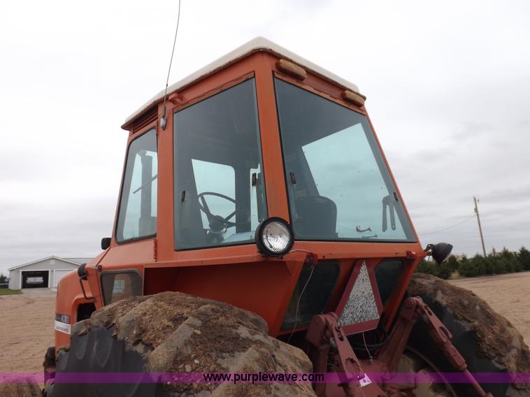 image for item F8727 1976 Allis Chalmers 7080 tractor