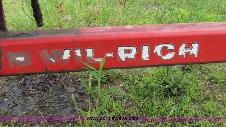 image for item G2001 Wil-Rich 2500 field cultivator