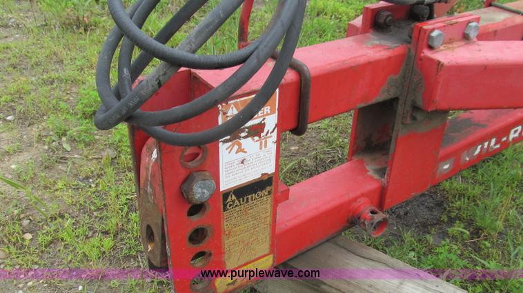 image for item G2001 Wil-Rich 2500 field cultivator