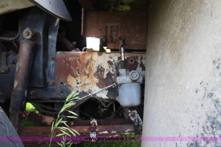 image for item G5036 1975 International Cargo Star 1710B grain truck