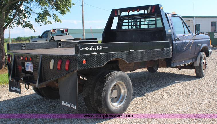 image for item G5038 1991 Ford F350 Super Duty dump bed pickup truck