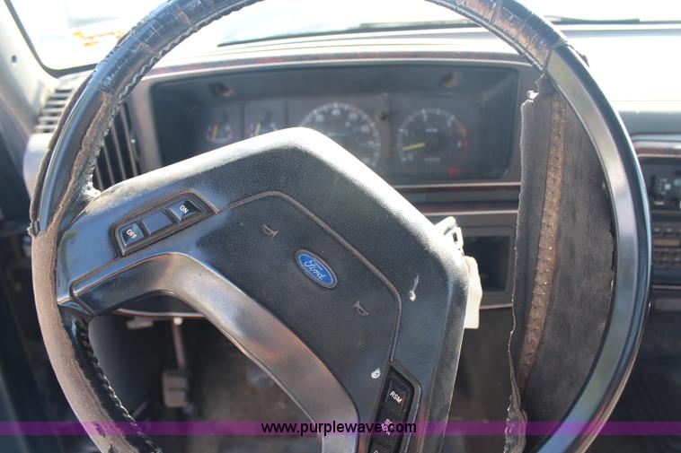 image for item G5038 1991 Ford F350 Super Duty dump bed pickup truck