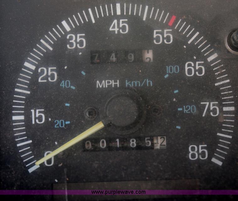 image for item G5038 1991 Ford F350 Super Duty dump bed pickup truck