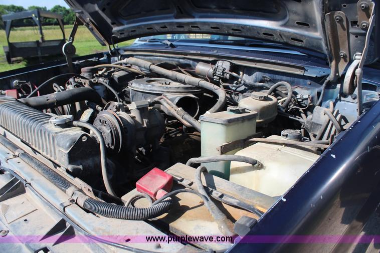 image for item G5038 1991 Ford F350 Super Duty dump bed pickup truck