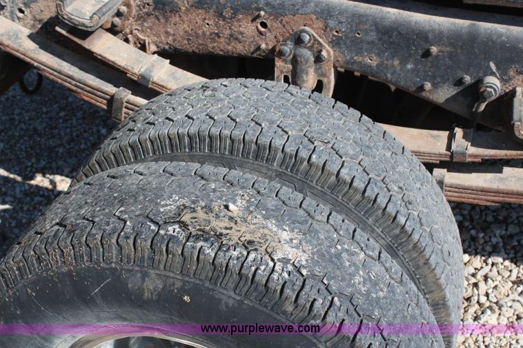 image for item G5038 1991 Ford F350 Super Duty dump bed pickup truck