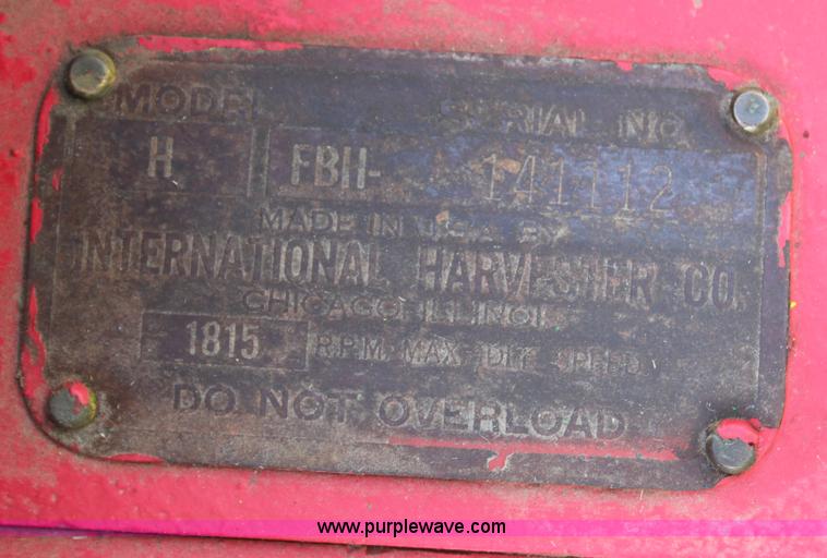 image for item G5042 1943 Mccormick Farmall H tractor