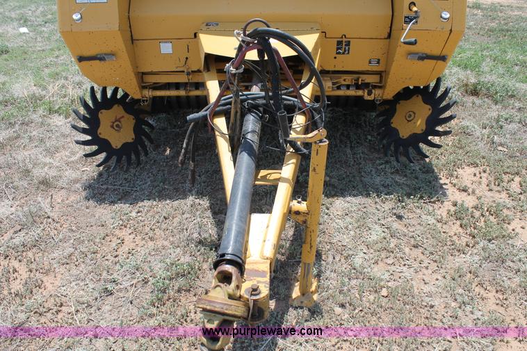 image for item G5755 1995 Vermeer 605K round baler