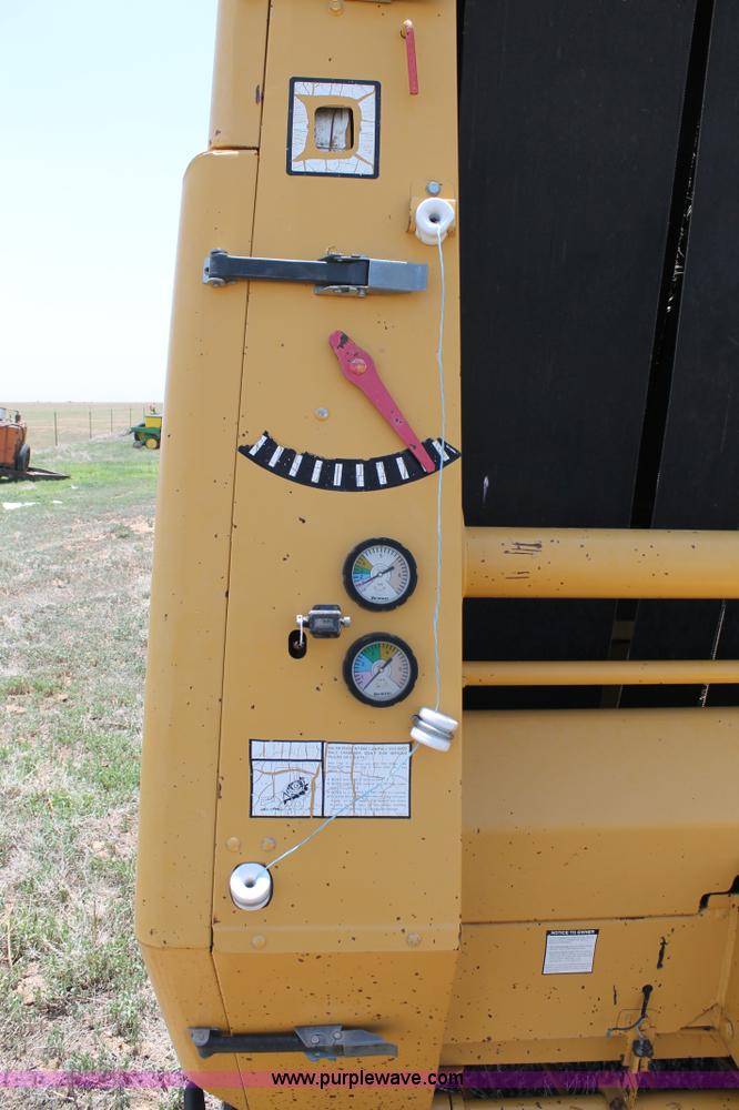 image for item G5755 1995 Vermeer 605K round baler