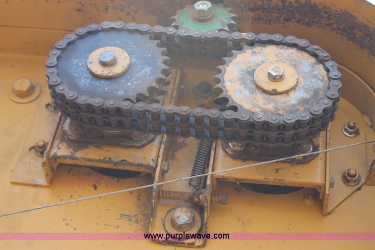 image for item G5755 1995 Vermeer 605K round baler