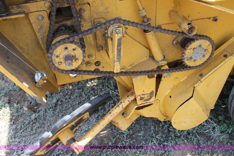 image for item G5755 1995 Vermeer 605K round baler