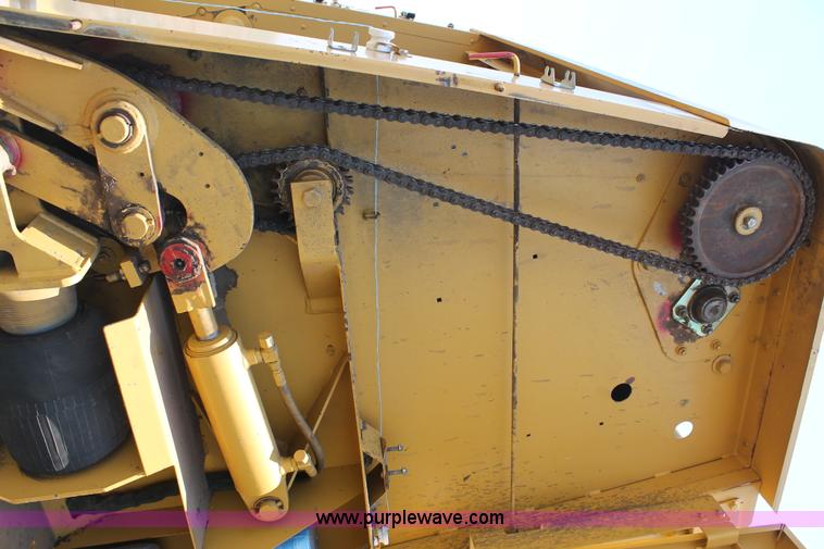 image for item G5755 1995 Vermeer 605K round baler